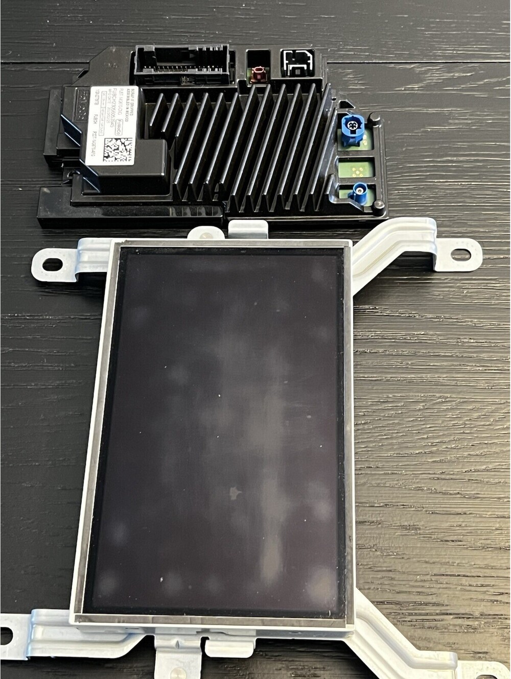 2023 Ford Bronco 8โ Screen And APIM Module